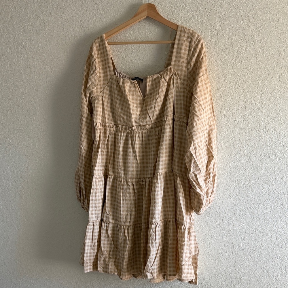 Elegant Checkered Long Sleeve Dress